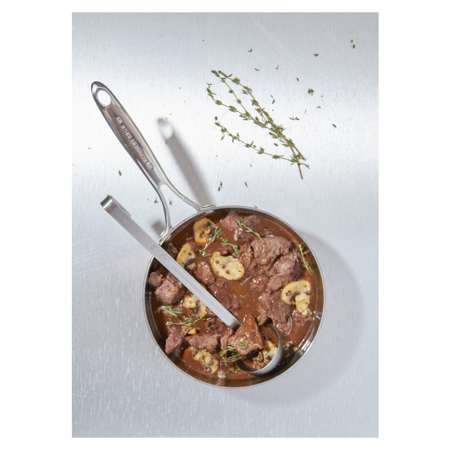 SOUS VIDE COOKED HARE LEG MEAT GOULASH