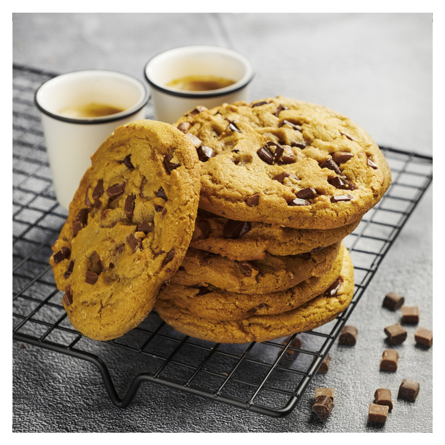 CHOCOLATE CHIP COOKIE PUCK