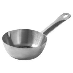 Select cuisine sautepan with pouring edg