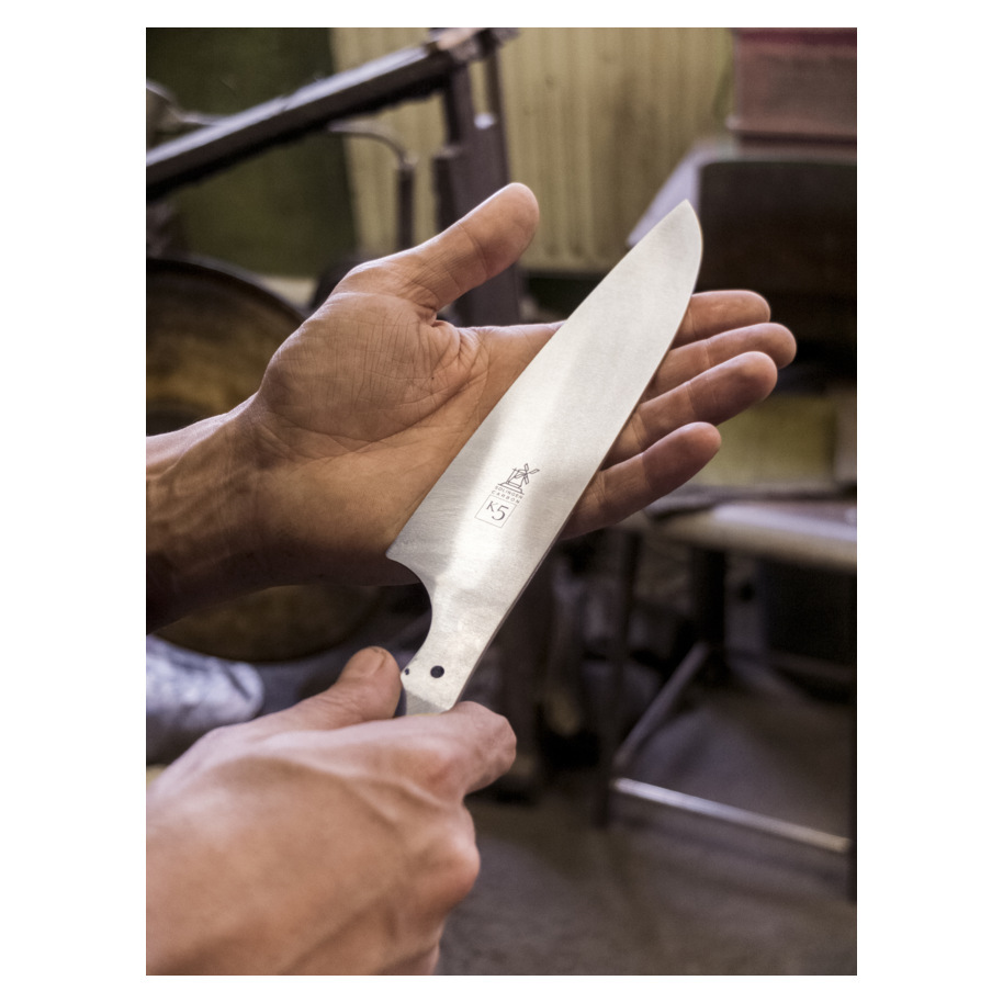 K 5 - CHEF'S KNIFE LARGE, STAINLESS, HAR