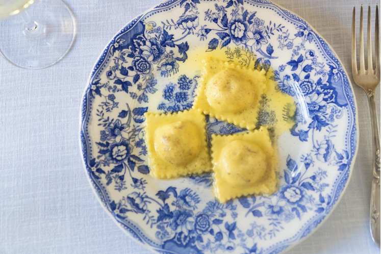Ravioli carbonara