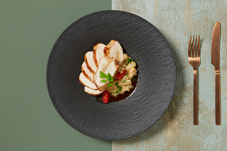 Kalkoenmedaillons met schorseneren in kaassaus