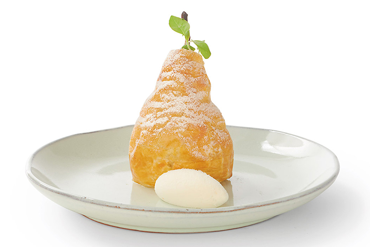 Gebakken peer met amandelspijs