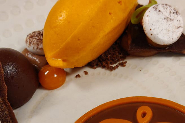 Duindoornbes en pure chocolade