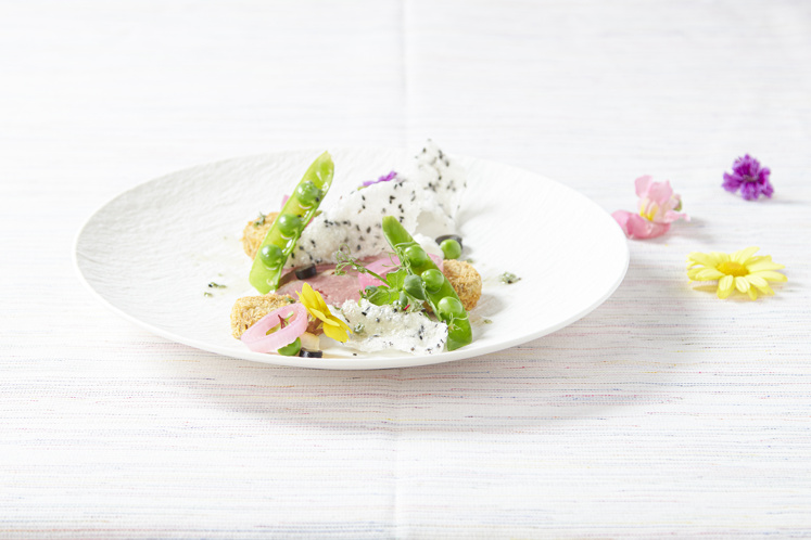 Lamsbout gepocheerd in Oosterse specerijenfond