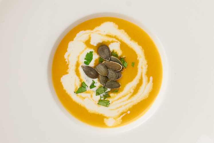 Pompoensoep met kokos en curry