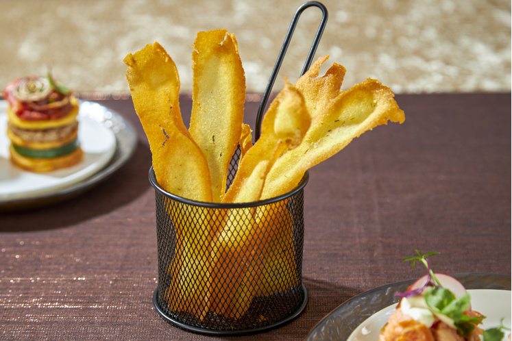 Krokante aardappelstengels