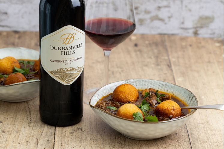 Ossenstaartsoep met vetkoek