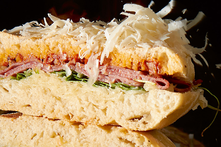 Tasty Tosti: pastrami en grana padano