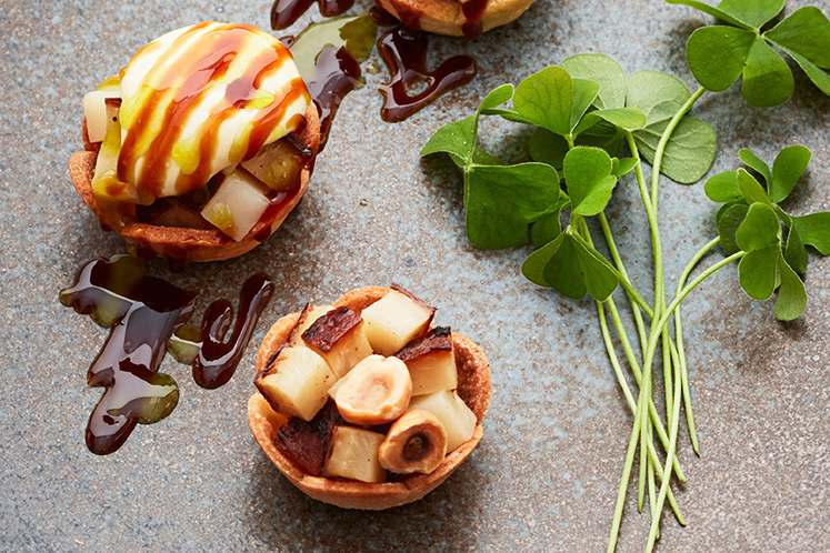 Tartelettes met gebraden knolselderij en lavas