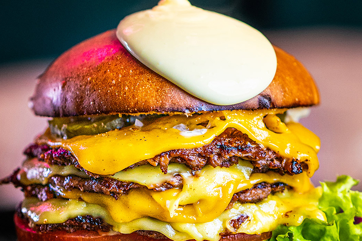 Diego’s Triple Change Burger