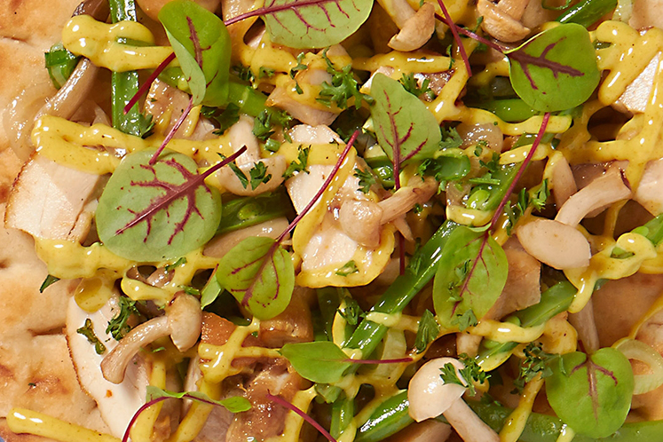 Pita with chicken thigh