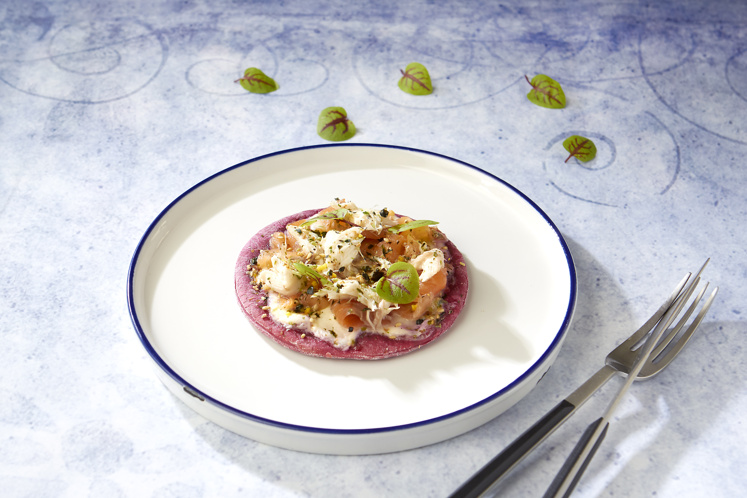 Biet en mierikswortel pizza