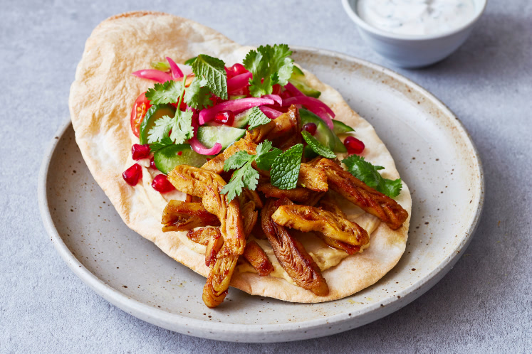 NoChicken shoarma met platbrood