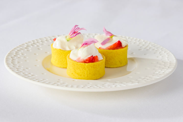 Aardbei & ricotta tartelette