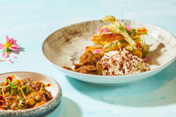 Beef teriyaki met jasmijnrijst en tempura groenten