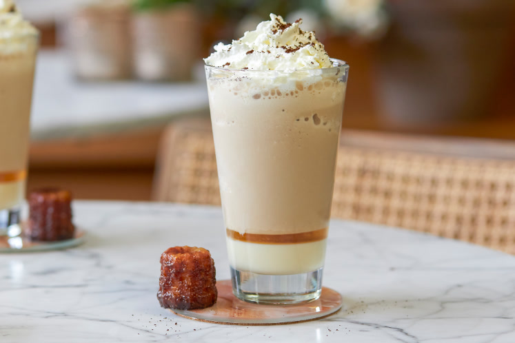 Chilly Amaretto iced latte