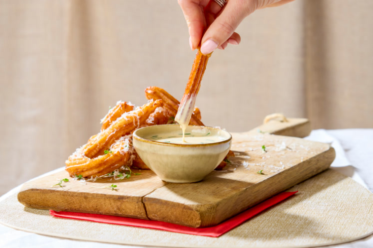 Churros met Manchego