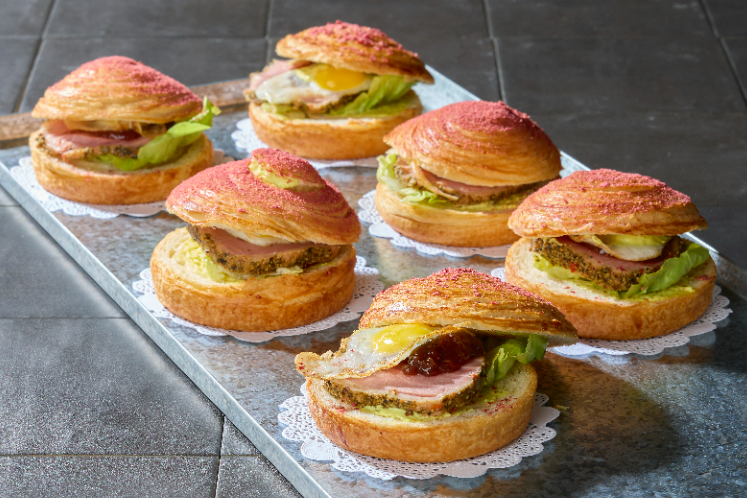 The Duck French Kiss