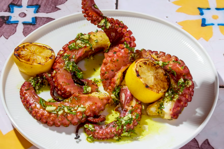 Gegrilde octopustentakels