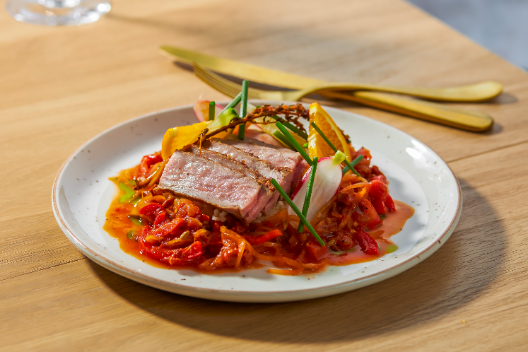 Kalfsliesstuk in Mexicaanse saus met citrus pilav