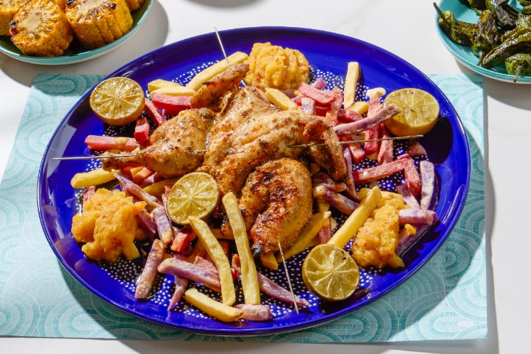 Kippie, feestfrietje en ananasmoessie