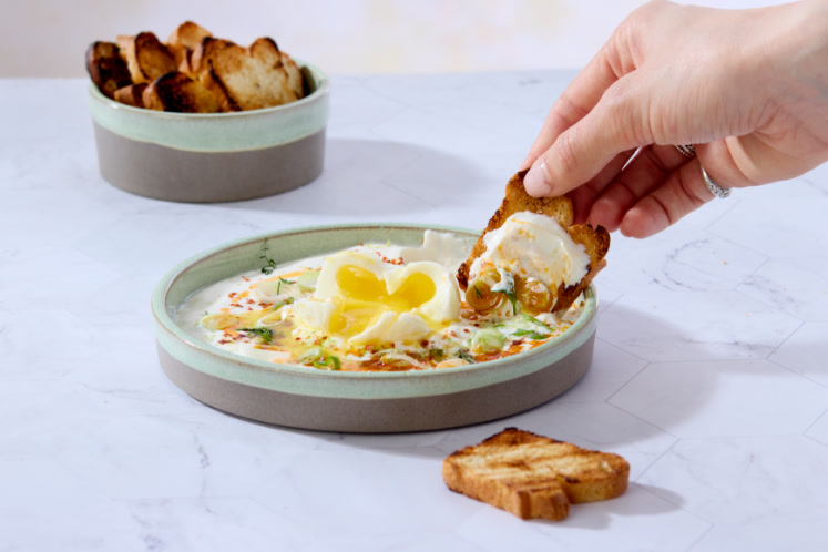 Labneh sandwich dippers