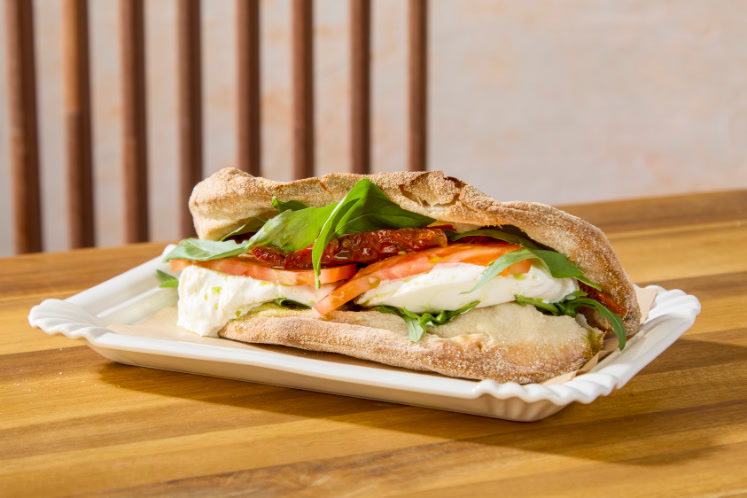 Panuozzo Campana façon caprese