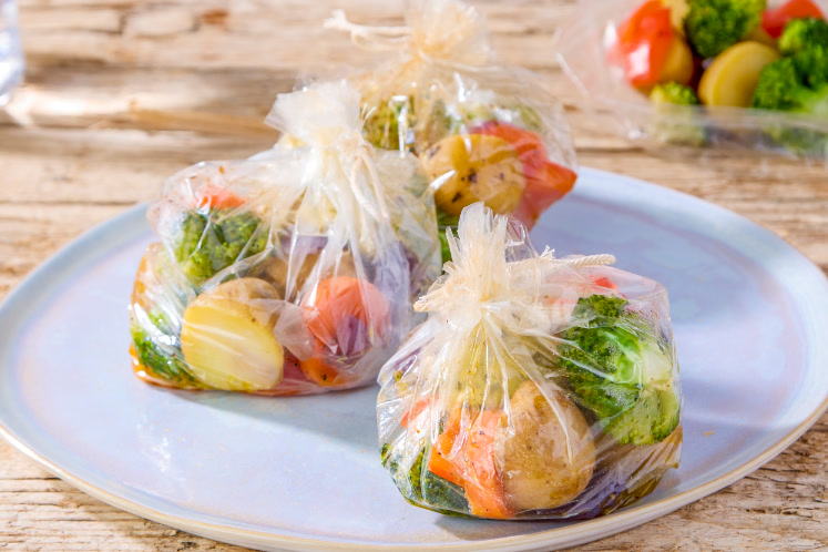 Braadzakjes met krieltjes en groenten