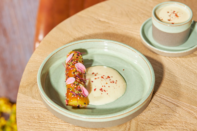 Prei met miso en beurre blanc met vanille