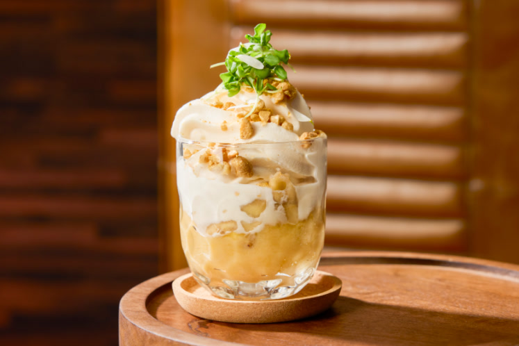 Salty Caramel, Rum Banana & Peanut soft serve