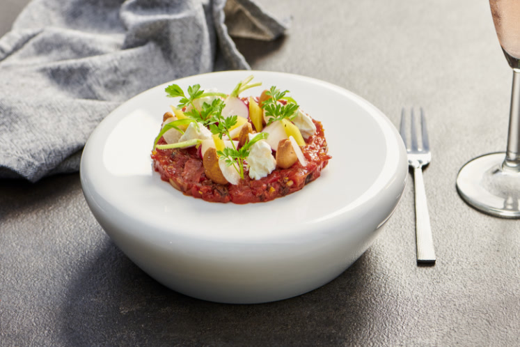 Steak tartaar van watermeloen van de Big Green Egg