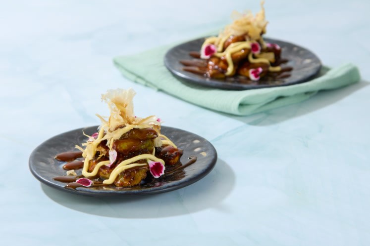 Sticky avocado fingers