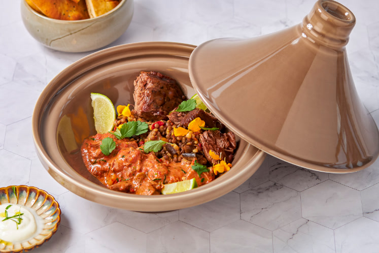 Tajine met geroosterde lamsbout