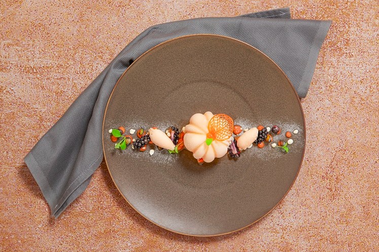 Pompoen cheesecake met gekarameliseerde pompoen en pompoensorbet