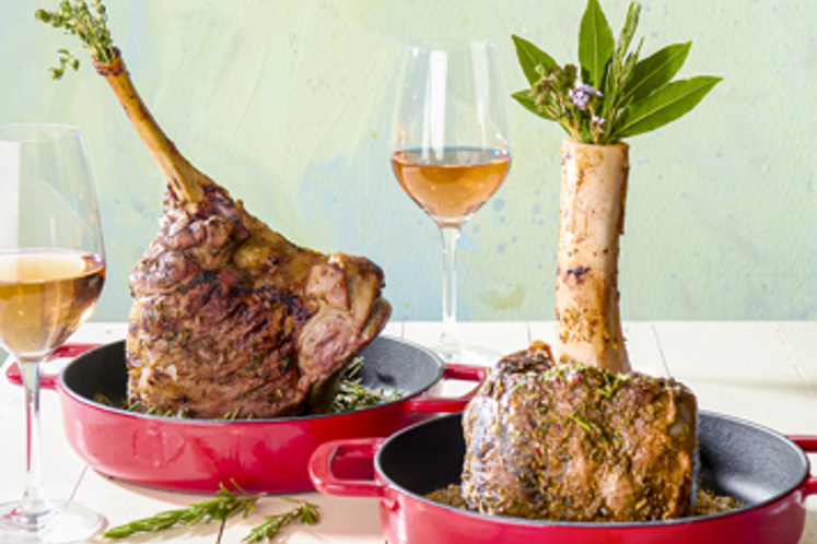 Bereiding lamb hammer op de bbq