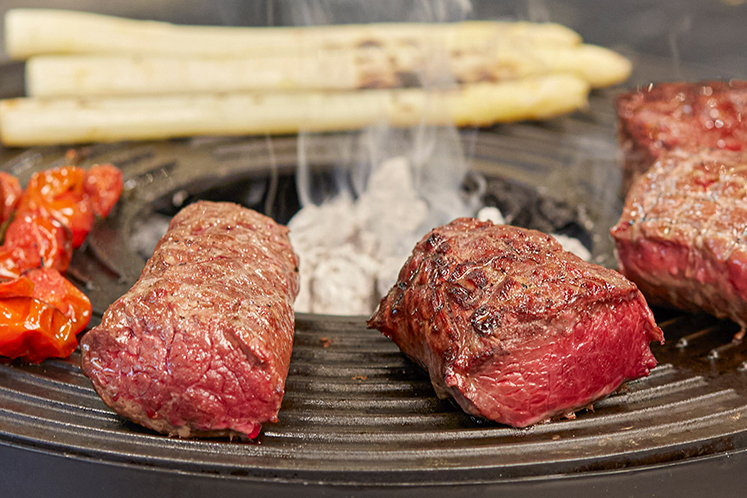 Prachtige biefstuk van het hollandse boerderijhert