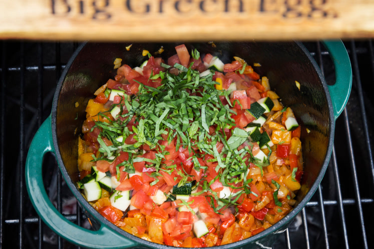 Ratatouille aus dem Big Green Egg — image